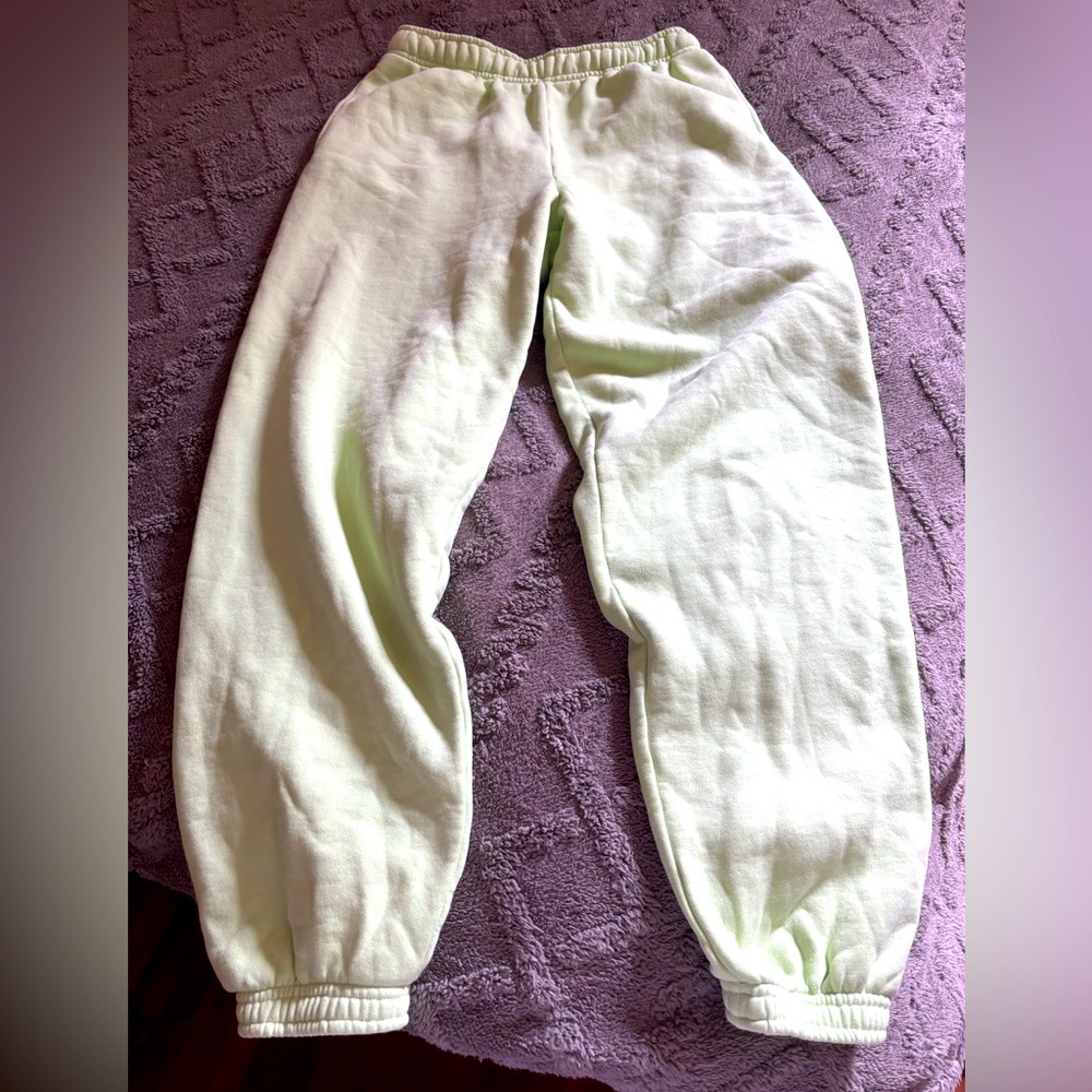 NWOT TNA Cozy AF Joggers
